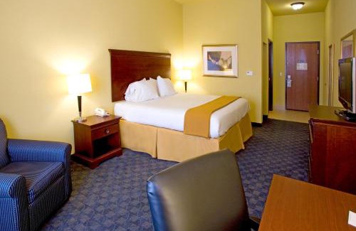 Calallen Hotel | Holiday Inn Express & Suites, Corpus Christi NW, Calallen by IHG
