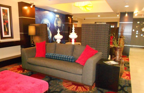 Central City Hotel | Holiday Inn Express and Suites Corpus Christi North by IHG