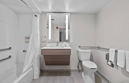 Fort Montgomery Hotel | Holiday Inn Express West Point by IHG
