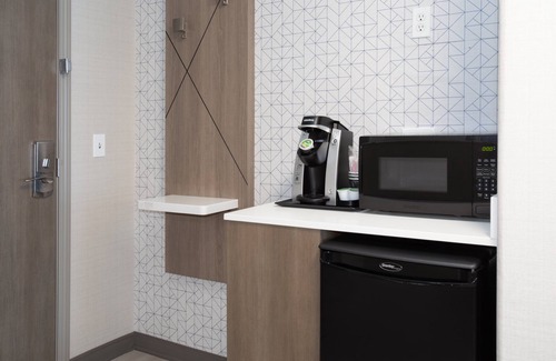 Grand Junction Hotel | Holiday Inn Express & Suites Grand Junction by IHG