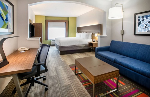 Grand Prairie Hotel | Holiday Inn Express Hotel & Suites Dallas-Grand Prairie I-20 by IHG
