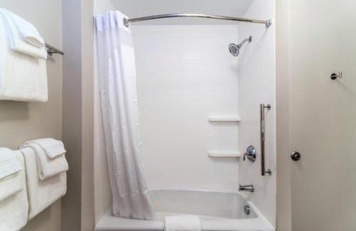 Joplin Hotel | Holiday Inn Express