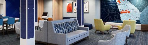 Kernersville Hotel | Holiday Inn Express & Suites Kernersville South by IHG