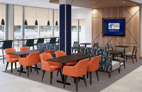 Kernersville Hotel | Holiday Inn Express & Suites Kernersville South by IHG
