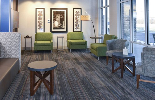 Madisonville Hotel | Holiday Inn Express & Suites Madisonville by IHG