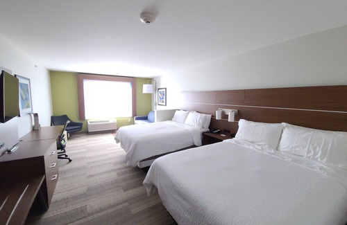 Nebraska City Hotel | Holiday Inn Express and Suites Nebraska City by IHG