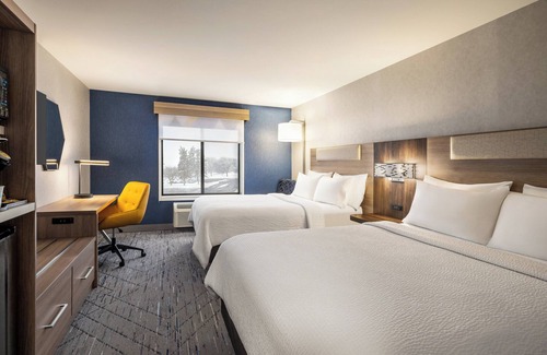 North Syracuse Hotel | Holiday Inn Express Syracuse Airport by IHG