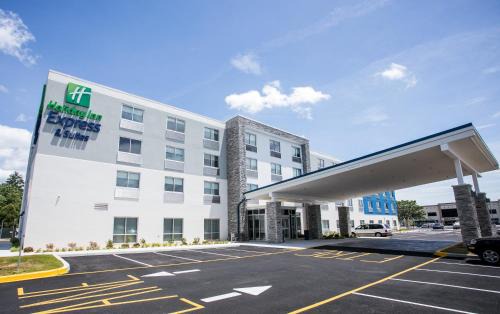 Rehoboth Beach Hotel | Holiday Inn Express & Suites Rehoboth Beach by IHG