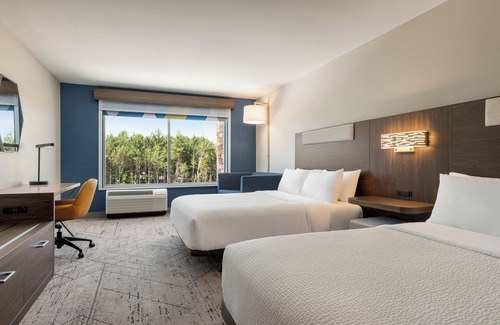 Rhinelander Hotel | Holiday Inn Express and Suites Rhinelander by IHG