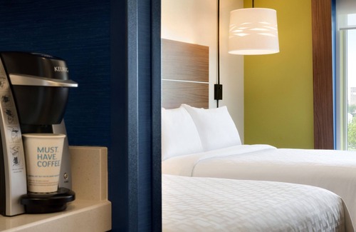 Williamsburg Hotel | Holiday Inn Express Williamsburg by IHG