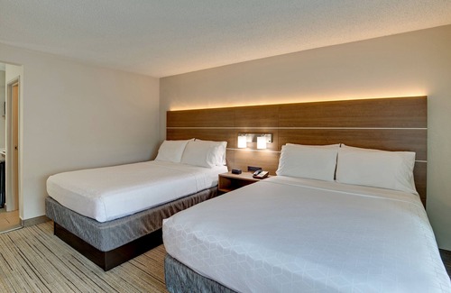 Whitebridge Hotel | Holiday Inn Express W-I40/Whitebridge Road by IHG