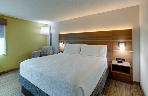 Whitebridge Hotel | Holiday Inn Express W-I40/Whitebridge Road by IHG