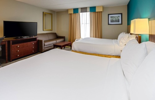 Camp Springs Hotel | Holiday Inn Express Washington DC East - Andrews AFB by IHG