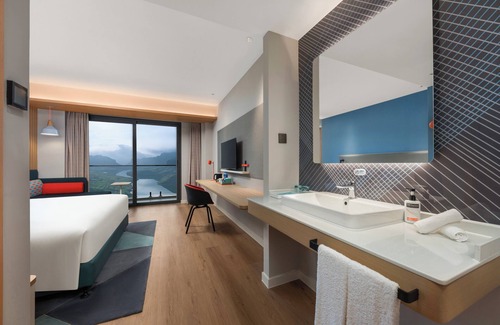 Ya'an Hotel | Holiday Inn Express Wawu Mountain by IHG
