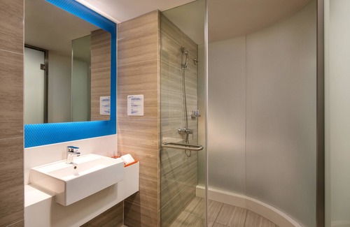Bin Hu District Hotel | Holiday Inn Express Wuxi Taihu New City by IHG