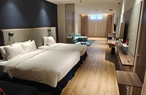 Xiamen Hotel | Holiday Inn Express Xiamen Airport Zone by IHG