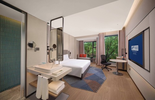 Cuiping District Hotel | Holiday Inn Express Yibin Xuzhou by IHG