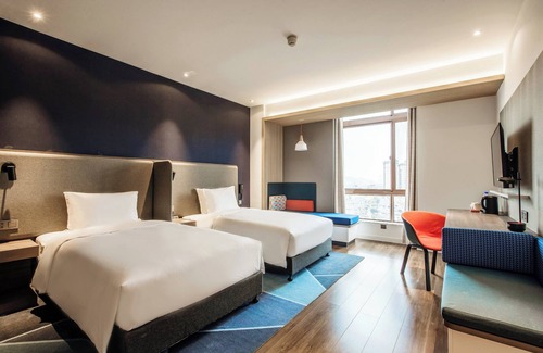 Zhangjiagang Hotel | Holiday Inn Express Zhangjiagang Free Trade Zone by IHG