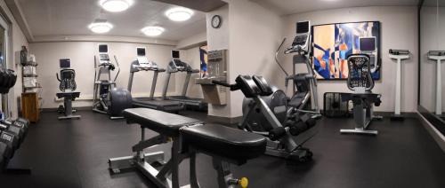 Fargo Hotel | Holiday Inn Fargo by IHG
