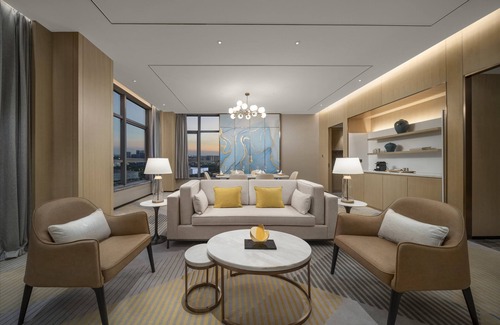 Yingzhou District Hotel | Holiday Inn Fuyang by IHG