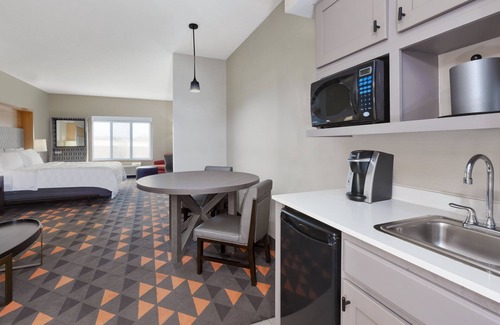 Cutlerville Hotel | Holiday Inn Grand Rapids - South by IHG