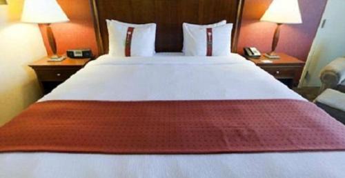 Grand Rapids Hotel | Holiday Inn Grand Rapids Downtown by IHG