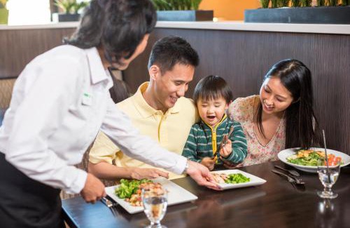 Walker Hotel | Holiday Inn Grand Rapids North - Walker by IHG