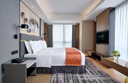 Baiyun Hotel | Holiday Inn Guangzhou South Lake hotel - Canton Fair free shuttle bus