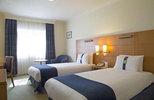 Guildford Hotel | Holiday Inn Guildford by IHG