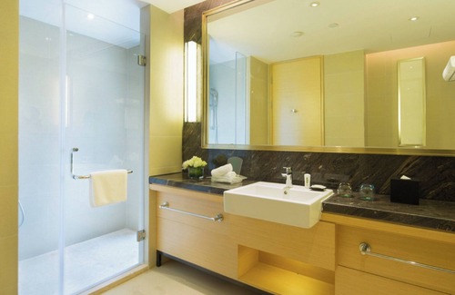 Donghu District Hotel | Holiday Inn Haikou West Coast by IHG