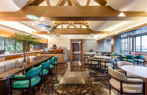 Downtown Hangzhou Hotel | Holiday Inn Hangzhou West Lake by IHG