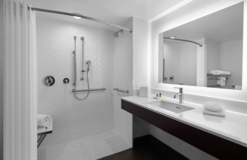 Hasbrouck Heights Hotel | Holiday Inn Hasbrouck Heights-Meadowlands by IHG