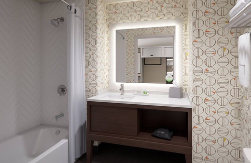 Hopkinsville Hotel | Holiday Inn Hotel & Suites Hopkinsville - Convention Ctr by IHG