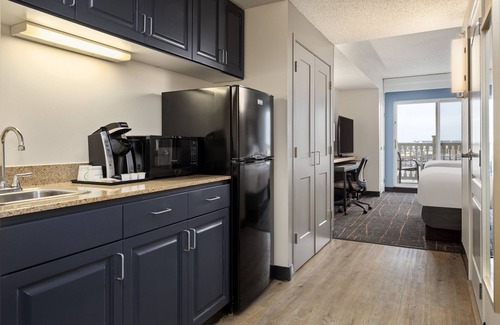 Maple Grove Hotel | Holiday Inn Hotel & Suites Maple Grove Nw Mpls-Arbor Lks by IHG