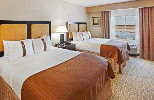 Beaufort Hotel | Holiday Inn Hotel & Suites Beaufort at Highway 21 by IHG