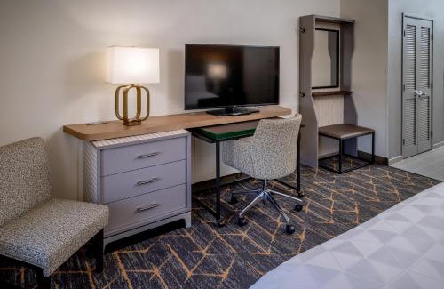 Sprague Hotel | Holiday Inn Hotel & Suites Beckley by IHG