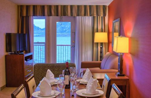 Okanagan-Similkameen Resort | Holiday Inn Hotel & Suites Osoyoos by IHG