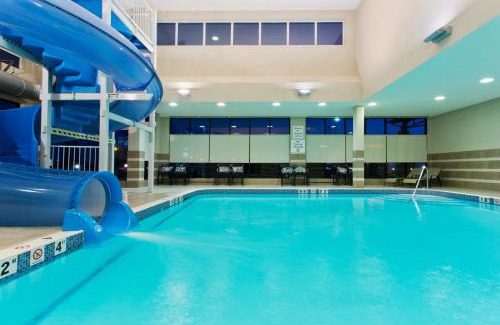 Red Deer Hotel | Holiday Inn Hotel & Suites Red Deer by IHG