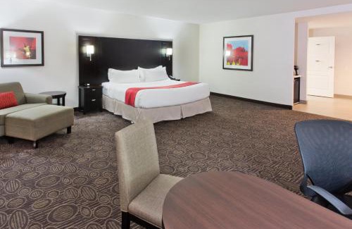 Red Deer Hotel | Holiday Inn Hotel & Suites Red Deer by IHG