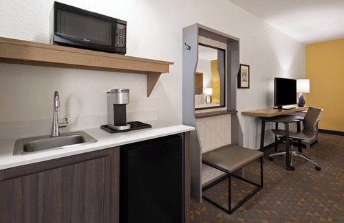 Pearl Hotel | Holiday Inn Jackson Southeast - Pearl by IHG