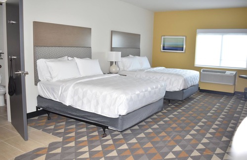 Kansas City Hotel | Holiday Inn Kansas City - Northeast by IHG