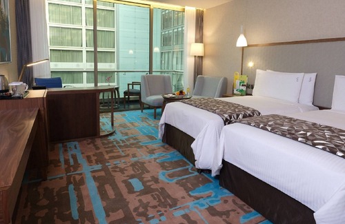 Farwaniya Hotel | Holiday Inn Kuwait Al Thuraya City by IHG