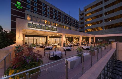 Historic Downtown Lancaster Hotel | Holiday Inn Lancaster by IHG