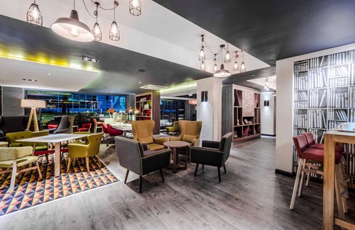 Watford Hotel | Holiday Inn London - Watford Junction by IHG