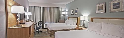 Manahawkin Hotel | Holiday Inn Manahawkin/Long Beach Island by IHG