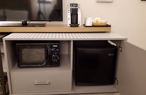 Martinsburg Hotel | Holiday Inn Martinsburg by IHG