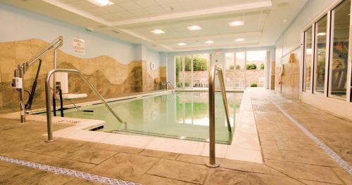 Morgantown Hotel | Holiday Inn Morgantown-University Area by IHG