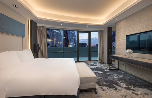Yu Hua Tai Hotel | Holiday Inn Nanjing South Station by IHG