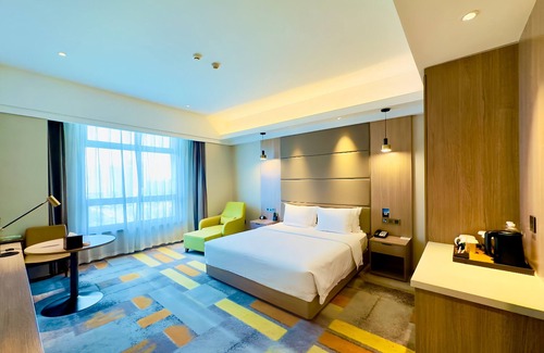 Qinzao Hotel | Holiday Inn Nantong Oasis Centre by IHG