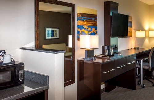 Paducah Hotel | Holiday Inn Paducah Riverfront by IHG